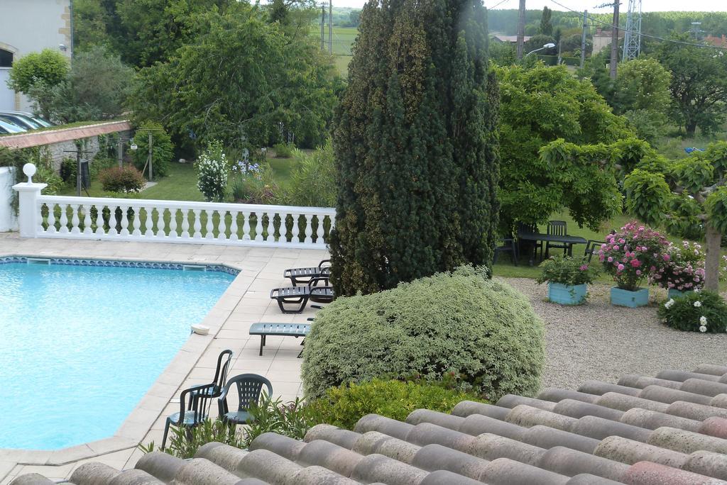 "Les Peyres" Hotell Lamothe-Landerron Rum bild