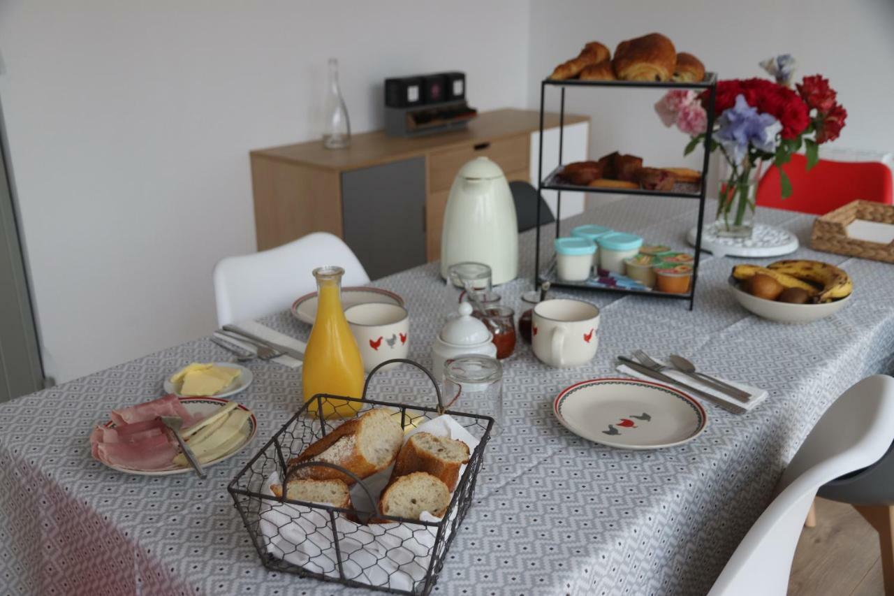 "Les Peyres" Hotell Lamothe-Landerron Exteriör bild